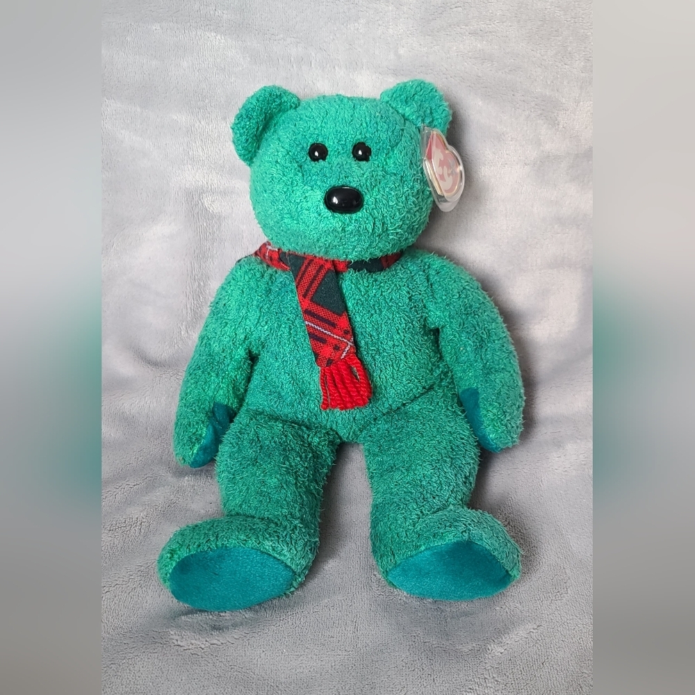 Vintage TY "Wallace" the Bear (2000) Beanie Buddy